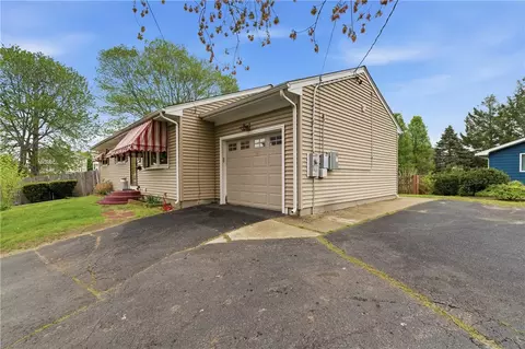 107 Irene Blvd, Woonsocket, RI 02895 photo 17