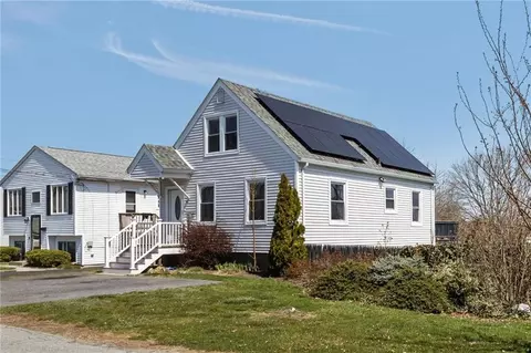46 Irving St, North Providence, RI 02904