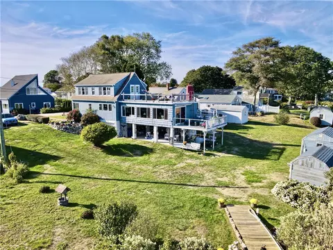 71 Wolcott Ave, Stonington, CT 06378