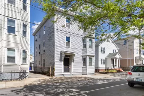 74 Sutton St, Providence, RI 02903