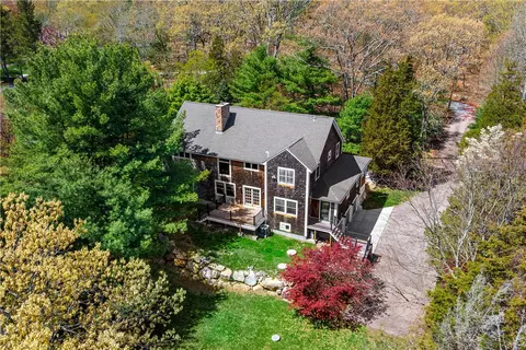900 South Rd, East Greenwich, RI 02818