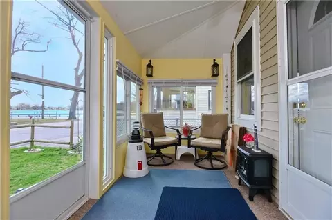 Exterior - 213 Ottawa Ave, Warwick, RI 02889 photo 1 of 2