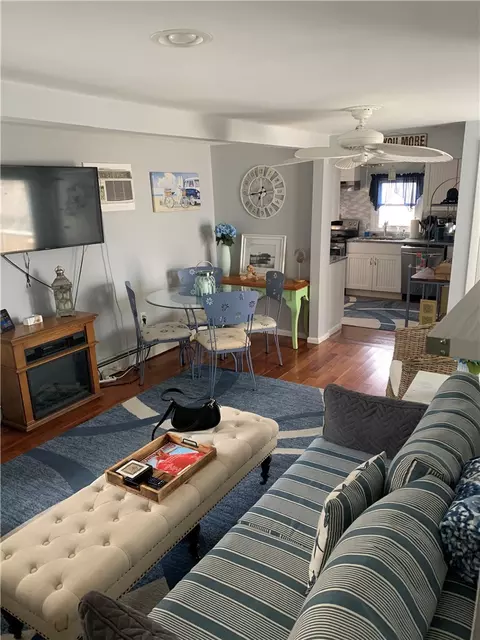 Living - 213 Ottawa Ave, Warwick, RI 02889 photo 1 of 1