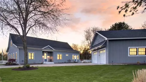 91 Charlestown Beach Rd, Charlestown, RI 02813