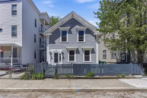 33 Pleasant St, Woonsocket, RI 02895