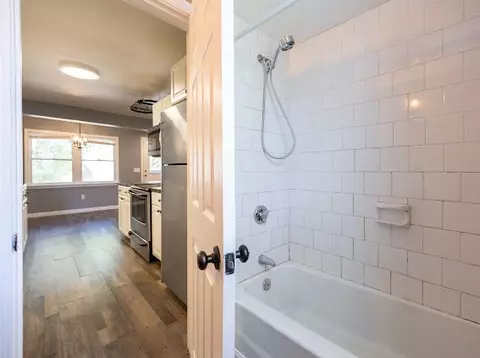 Bath - 106 Echo Rd, Glocester, RI 02814 photo 3 of 3