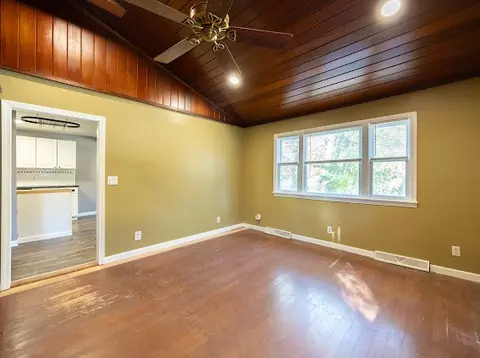 Living - 106 Echo Rd, Glocester, RI 02814 photo 4 of 5