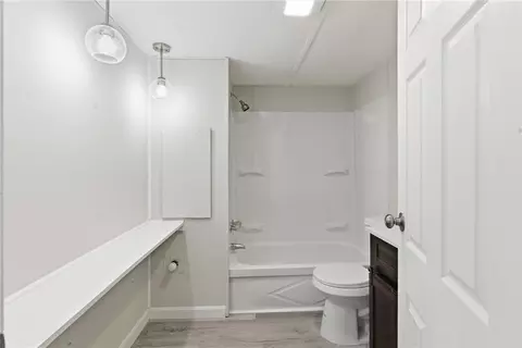 Bath - 4 Lane 3 Ln, Coventry, RI 02816 photo 1 of 1