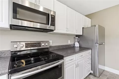 Kitchen - 114 Mill St #303, Woonsocket, RI 02895 photo 3 of 5