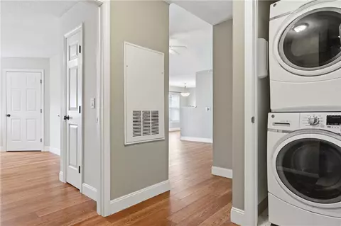Entry Way - 114 Mill St #303, Woonsocket, RI 02895 photo 2 of 4