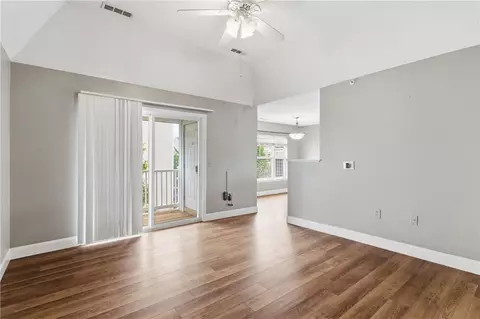 Living - 114 Mill St #303, Woonsocket, RI 02895 photo 3 of 4