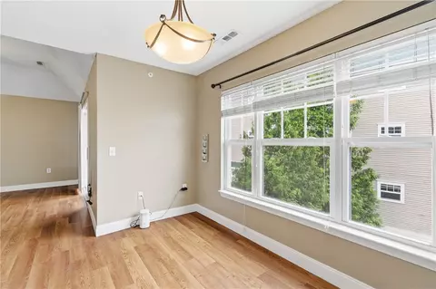Living - 114 Mill St #303, Woonsocket, RI 02895 photo 1 of 4