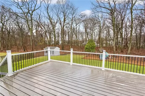 Exterior - 82 Mohawk Trl, Cranston, RI 02921 photo 4 of 4