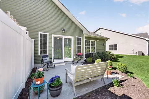 Exterior - 26 Rivers Edge Dr, Coventry, RI 02816 photo 3 of 7