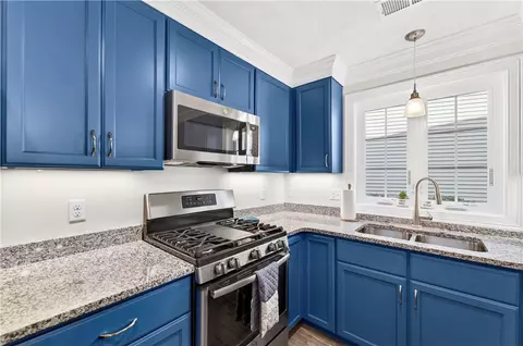 Kitchen - 26 Rivers Edge Dr, Coventry, RI 02816 photo 2 of 3