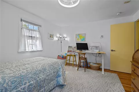 Bedroom - 4080 Post Rd #10, Warwick, RI 02886 photo 6 of 7