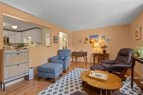 4080 Post Rd #10, Warwick, RI 02886