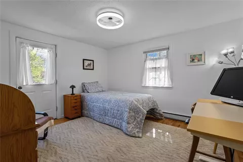 Bedroom - 4080 Post Rd #10, Warwick, RI 02886 photo 5 of 7