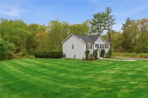 Exterior - 7 Pine Orchard Rd, Glocester, RI 02814 photo 2 of 14