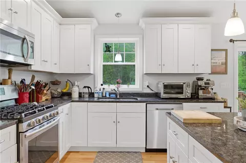 Kitchen - 7 Pine Orchard Rd, Glocester, RI 02814 photo 3 of 3