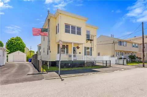 19 Charpentier Ave, Pawtucket, RI 02861