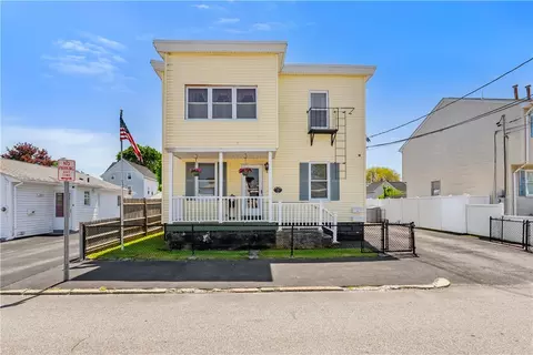 19 Charpentier Ave, Pawtucket, RI 02861