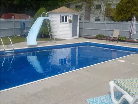 Exterior - 72 Wayne Rd, Woonsocket, RI 02895 photo 5 of 8