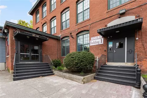 1117 Douglas Ave #103, North Providence, RI 02904