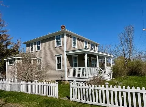 545 Center Rd, Block Island, RI 02807
