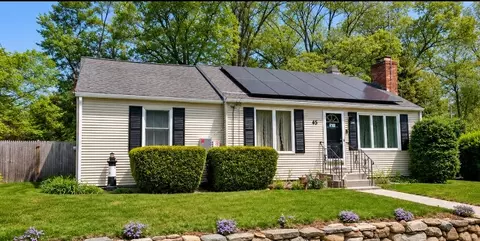 45 Haven St, Warwick, RI 02889