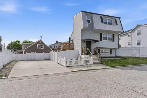 22 Danby St, Providence, RI 02904