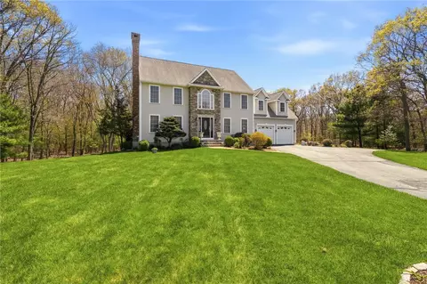 144 Burnside Ave, Seekonk, MA 02771
