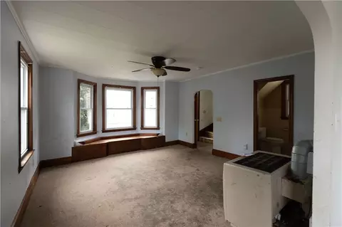 518 Snell St, Fall River, MA 02721 photo 9