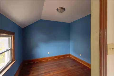 518 Snell St, Fall River, MA 02721 photo 19