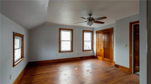 518 Snell St, Fall River, MA 02721 photo 20