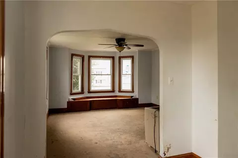 518 Snell St, Fall River, MA 02721 photo 5