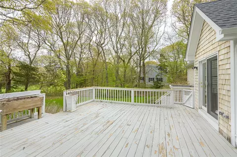 Exterior - 30 Wicklow Rd, Westerly, RI 02891 photo 8 of 10