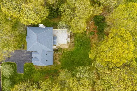 View/Area - 30 Wicklow Rd, Westerly, RI 02891 photo 4 of 5