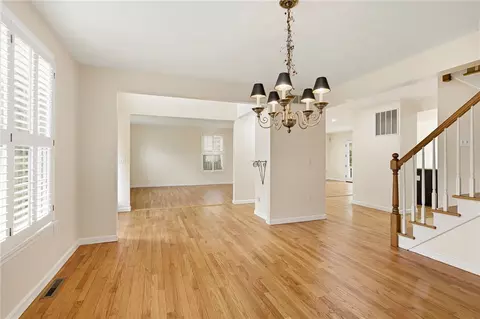 Living - 30 Wicklow Rd, Westerly, RI 02891 photo 2 of 5