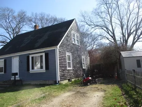 48 Wesleyan Ave, Warwick, RI 02886 photo 7