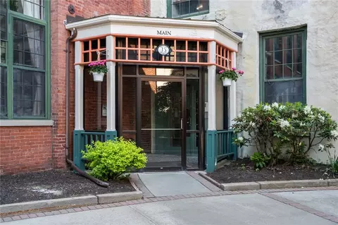 15 Higgins St #109, Smithfield, RI 02917