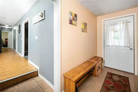 Entry Way - 48 Plenty St, Warwick, RI 02889 photo 2 of 2