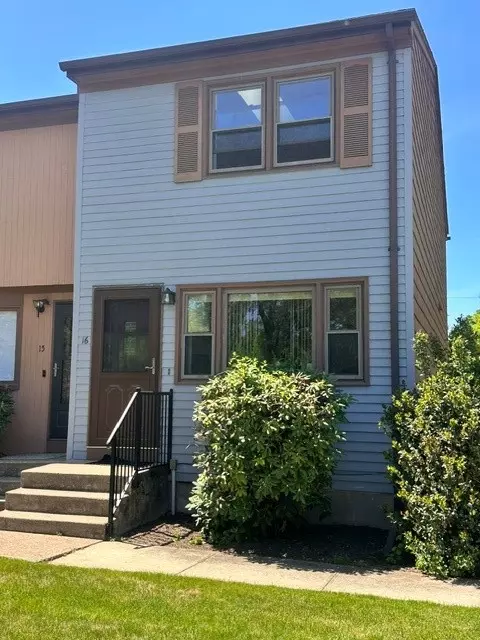 275 Grotto Ave #16, Pawtucket, RI 02860