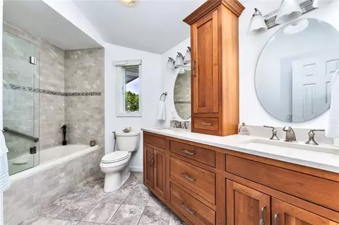 Bath - 5 Wicklow Rd, Westerly, RI 02891 photo 1 of 5