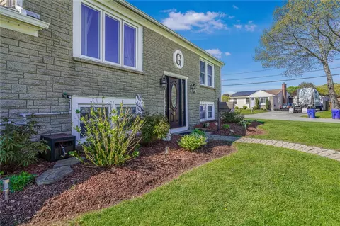 Exterior - 1 Pinehurst Rd, Riverside, RI 02915 photo 9 of 13