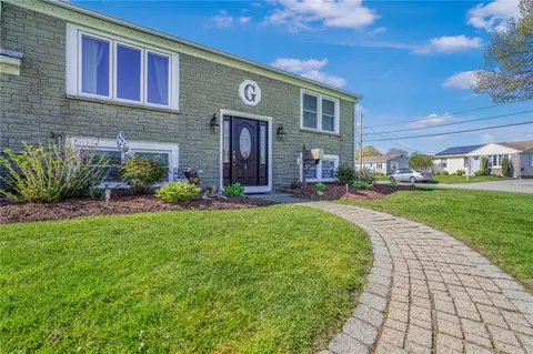 Exterior - 1 Pinehurst Rd, Riverside, RI 02915 photo 2 of 13