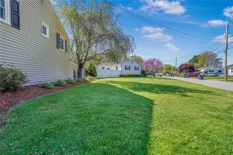 Exterior - 1 Pinehurst Rd, Riverside, RI 02915 photo 12 of 13