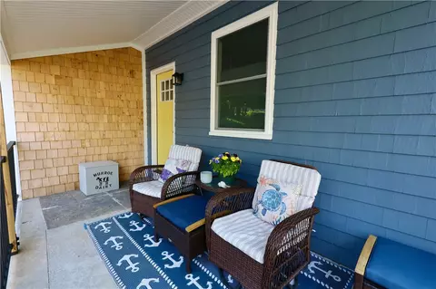 Exterior - 36 Munro Ave, Warren, RI 02885 photo 5 of 14