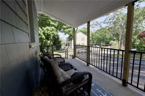 Exterior - 36 Munro Ave, Warren, RI 02885 photo 4 of 14