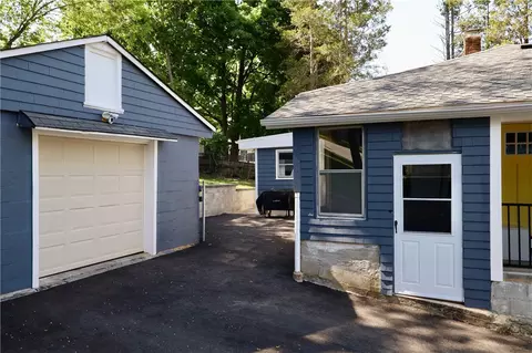 Exterior - 36 Munro Ave, Warren, RI 02885 photo 10 of 14
